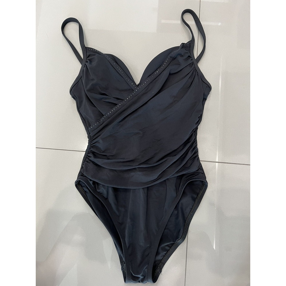 La Blanca Black Solid One Piece Swim Wear 6